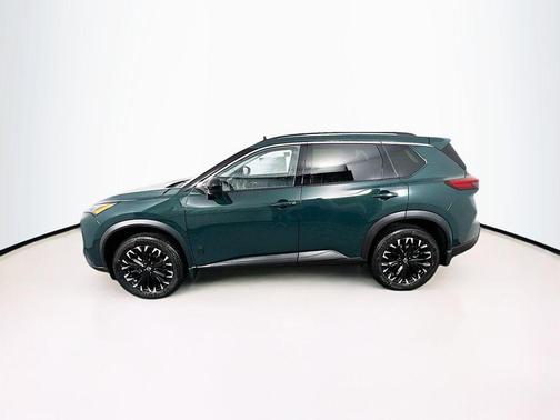 Obsidian Green 2026 Nissan Rogue Dark Armor