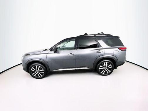 2024 Nissan Pathfinder Platinum 4WD