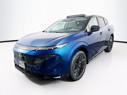 Aurora Blue Pearl Metallic/Super Black 2026 Nissan Murano Platinum
