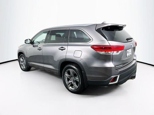 2019 Toyota Highlander Hybrid Platinum
