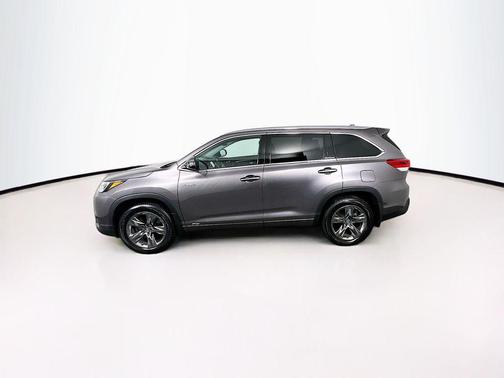 2019 Toyota Highlander Hybrid Platinum
