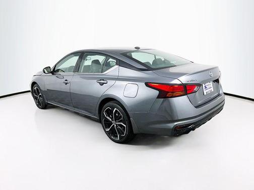 2025 Nissan Altima SR AWD