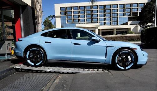 2022 Porsche Taycan RWD