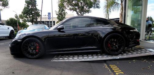 2016 Porsche 911 Carrera 4 GTS