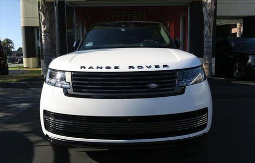 2024 Land Rover Range Rover P615 SV