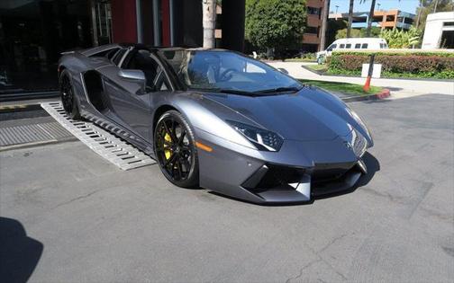 2016 Lamborghini Aventador LP700-4