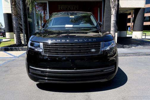 Santorini Black Metallic 2025 Land Rover Range Rover P530 SE