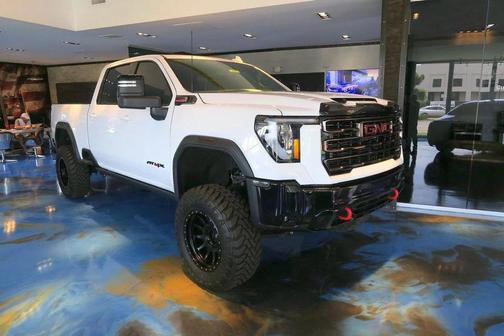 Summit White 2025 GMC Sierra 2500 AT4X
