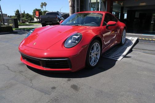 2021 Porsche 911 Carrera 4