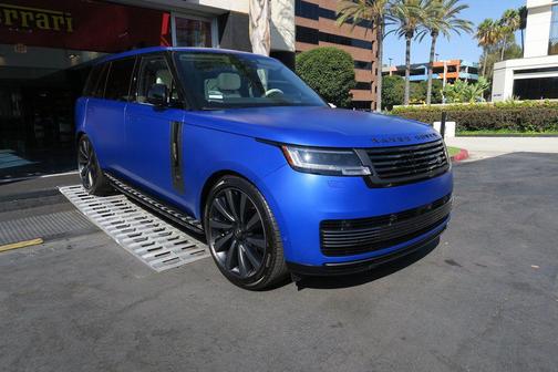 2025 Land Rover Range Rover P615 SV