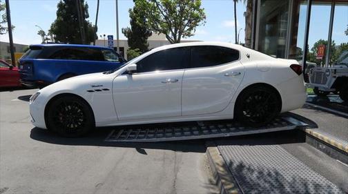 2022 Maserati Ghibli Modena Q4