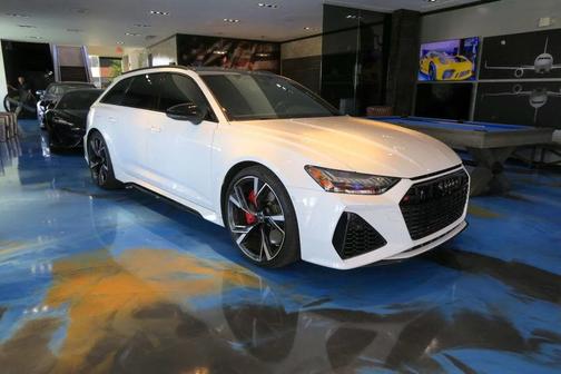 Glacier White Metallic 2023 Audi RS 6 Avant 4.0T