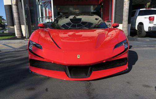 2022 Ferrari SF90 Stradale Coupe