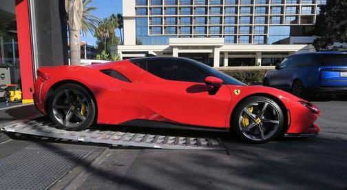 2022 Ferrari SF90 Stradale Coupe