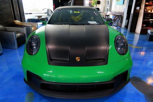 Python Green 2023 Porsche 911 GT3