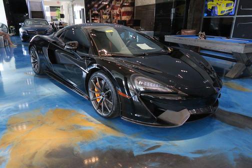 Onyx Black 2019 McLaren 570S Spider