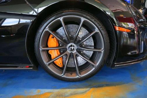 Onyx Black 2019 McLaren 570S Spider