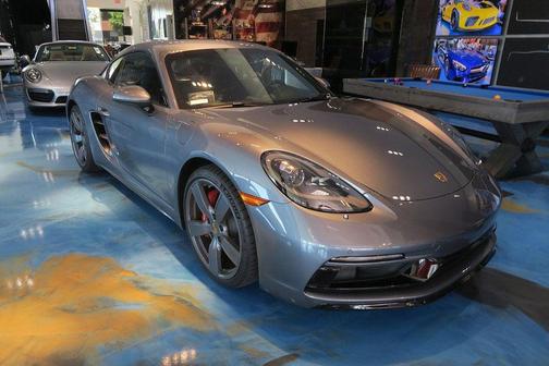 2025 Porsche 718 Cayman S