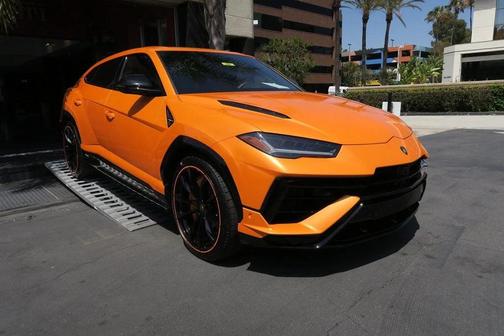 Arancio Argos Metallic 2024 Lamborghini Urus S