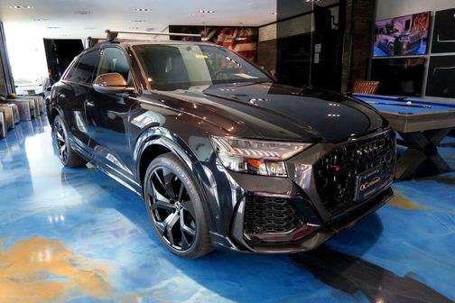 Orca Black Metallic 2021 Audi RS Q8 4.0T