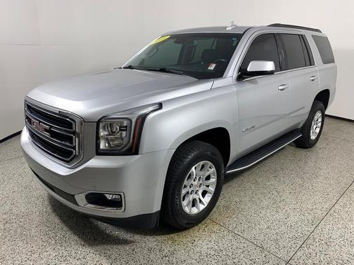 Photo 3 of 31 of 2018 GMC Yukon SLT Standard Edition