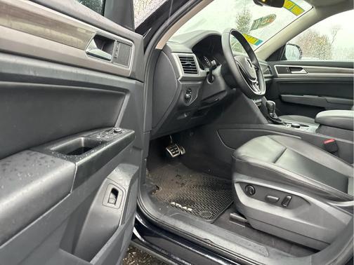 2019 Volkswagen Atlas 3.6 V6 SE R-Line