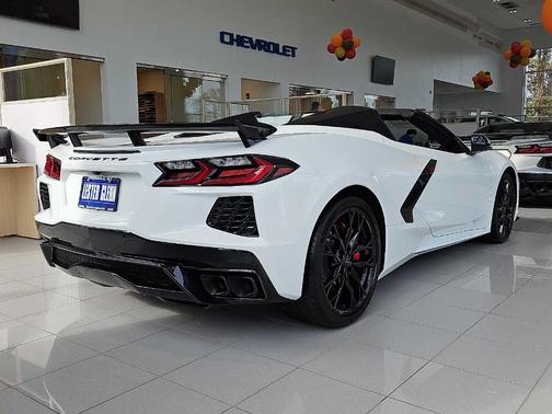 2026 Chevrolet Corvette Stingray w/3LT