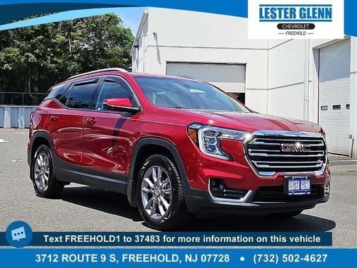 Cayenne Red Tintcoat 2022 GMC Terrain SLT