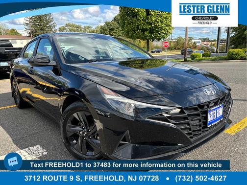 2022 Hyundai ELANTRA SEL