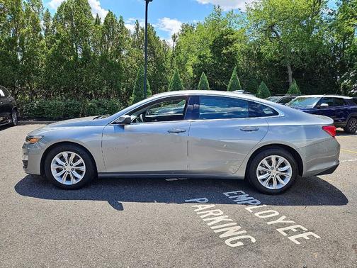 Sterling Gray Metallic 2024 Chevrolet Malibu LT
