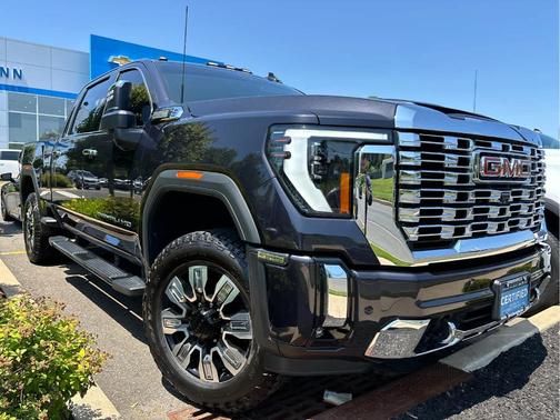 2024 GMC Sierra 2500 Denali