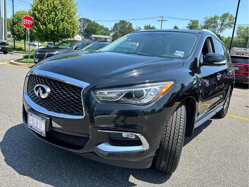 2017 INFINITI QX60 Base
