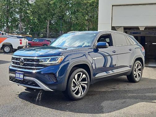 Tourmaline Blue Metallic 2023 Volkswagen Atlas Cross Sport 2.0T SEL