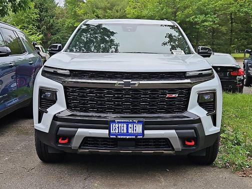 Polar White 2026 Chevrolet Traverse Z71