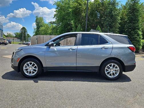 Sterling Gray Metallic 2024 Chevrolet Equinox LT