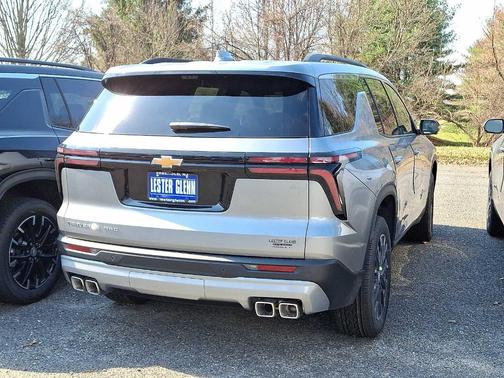 Sterling Gray Metallic 2026 Chevrolet Traverse LT