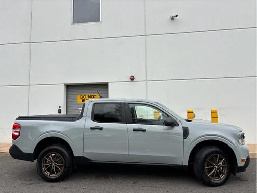 2023 Ford Maverick XL