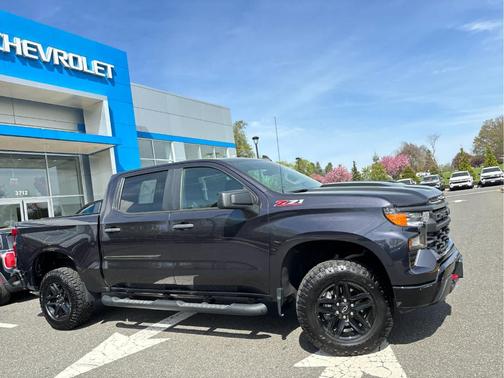 2022 Chevrolet Silverado 1500 Custom Trail Boss