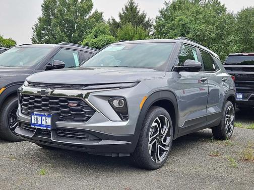 Sterling Gray Metallic 2026 Chevrolet Trailblazer RS