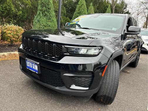 2023 Jeep Grand Cherokee Altitude