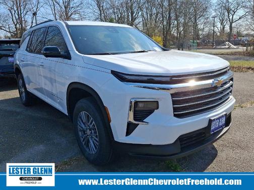 2025 Chevrolet Traverse LT