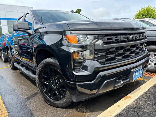 2024 Chevrolet Silverado 1500 Custom