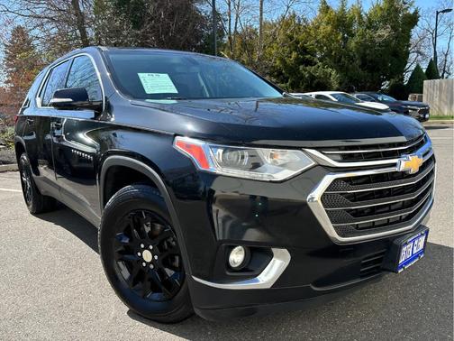 2019 Chevrolet Traverse LT Cloth