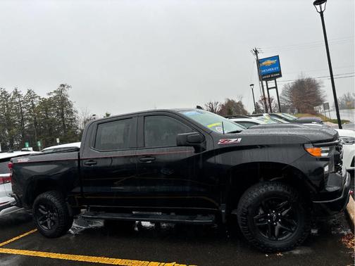 2022 Chevrolet Silverado 1500 Custom Trail Boss