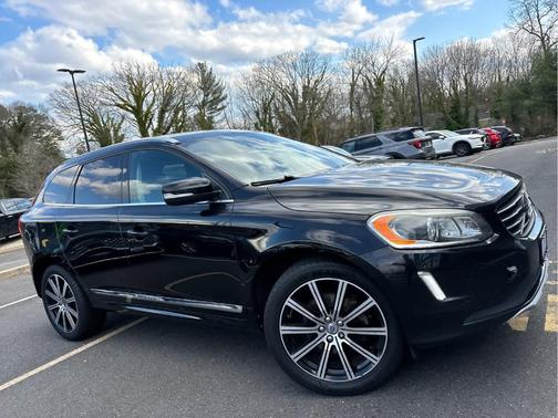 2017 Volvo XC60 T6 Inscription