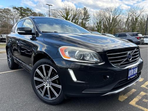 2017 Volvo XC60 T6 Inscription