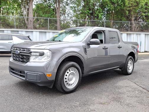 Carbonized Gray Metallic 2023 Ford Maverick XL