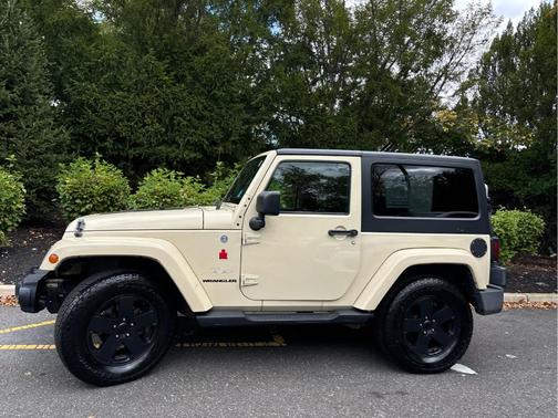 2011 Jeep Wrangler Sahara