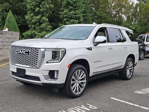 White Frost Tri-Coat 2021 GMC Yukon Denali