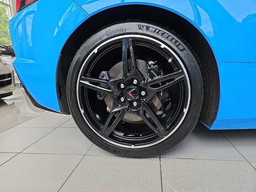 Rapid Blue 2023 Chevrolet Corvette Stingray w/1LT